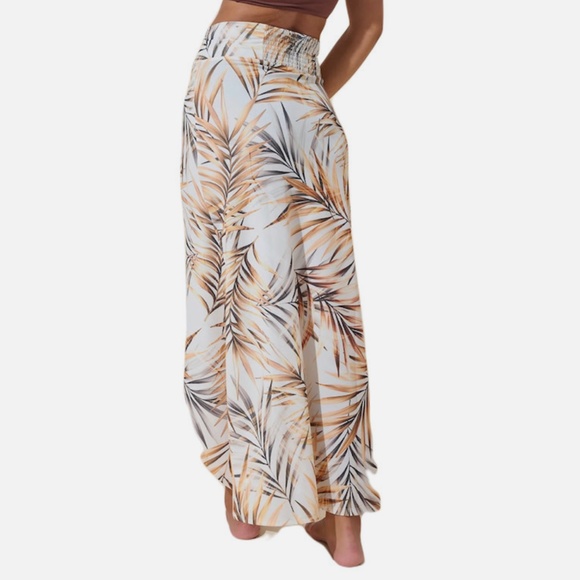 Cover up Swim Skirt - Picture 5 of 12